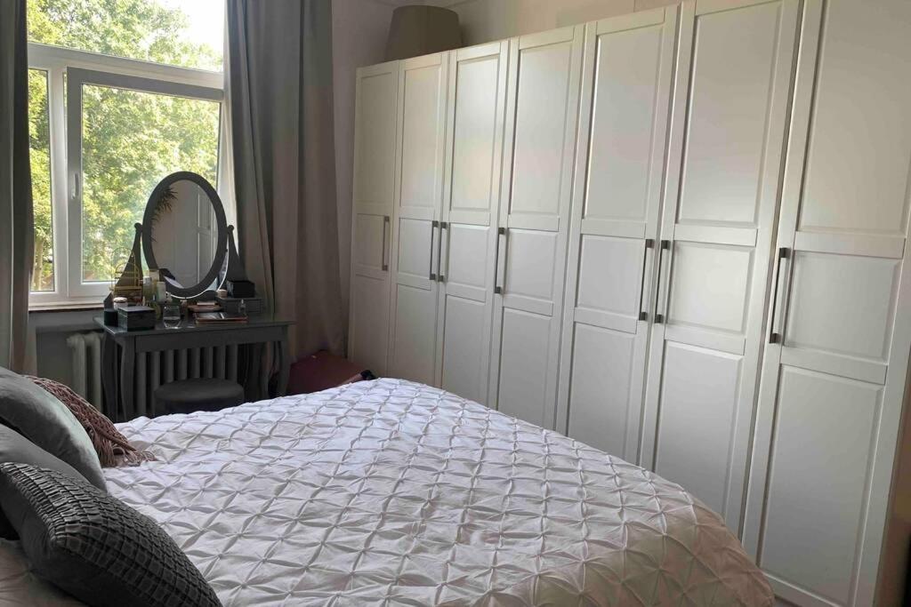 Parc Astrid: Superbe En Résidence Appartement